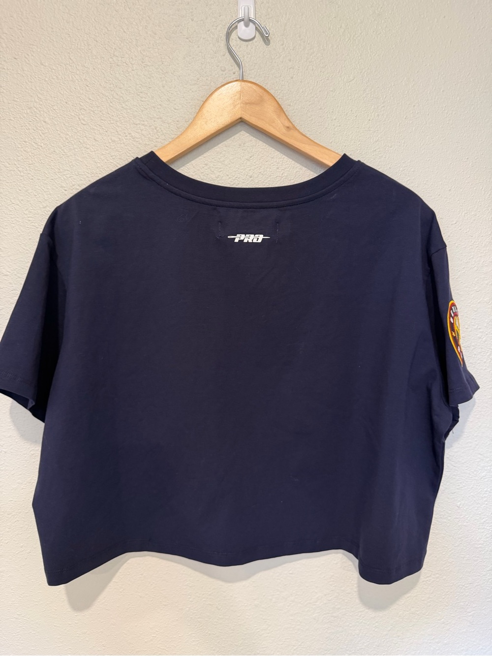 Pro Standard Denver Nuggets Crop Tee with Rhinestone Logo - Picture 9 of 10
